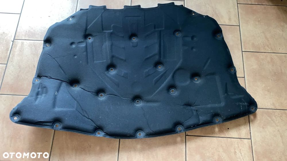 WYCISZENIE WYGŁUSZENIE MASKI BMW F10 F11 - 1