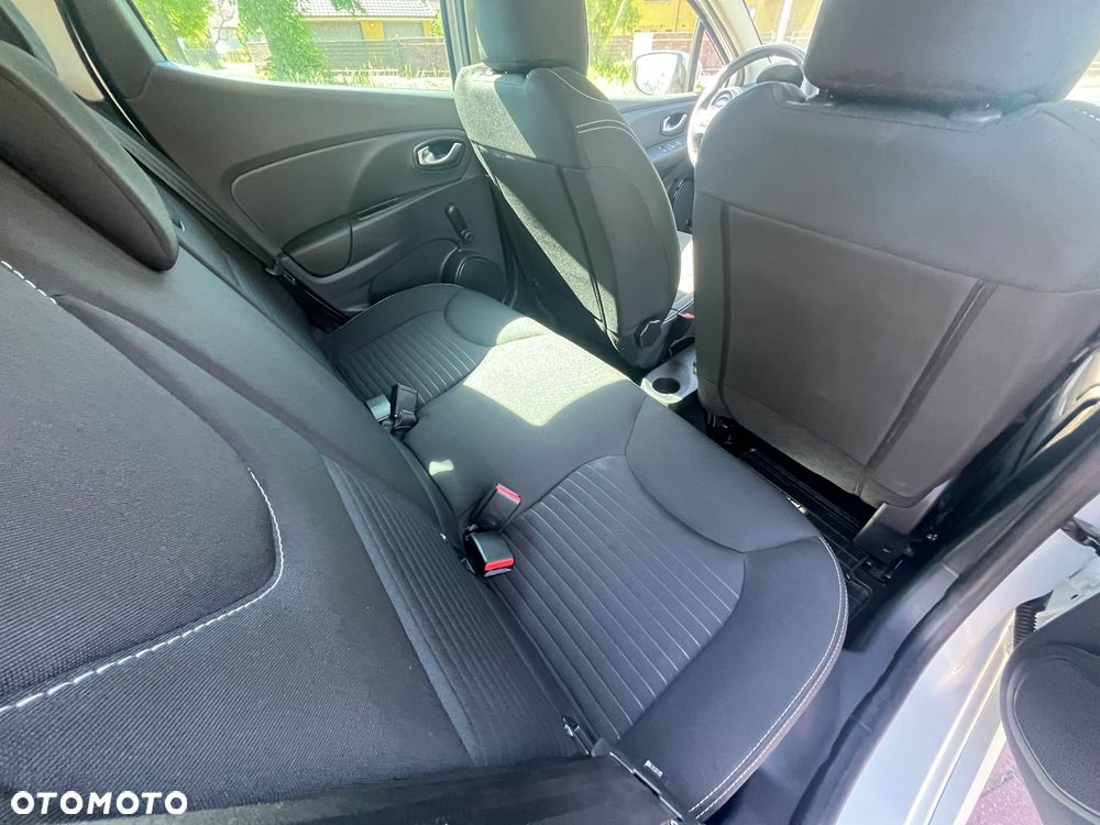 Renault Clio - 17