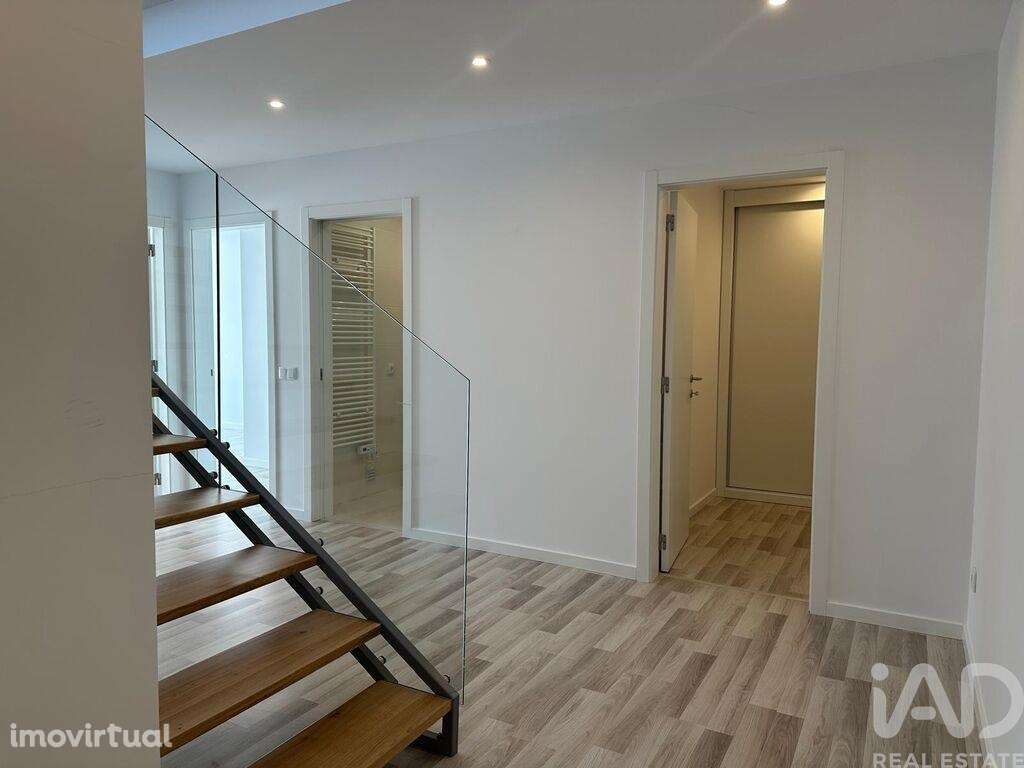 Apartamento T2 em Nazaré de 118,00 m2 - Grande imagem: 5/28