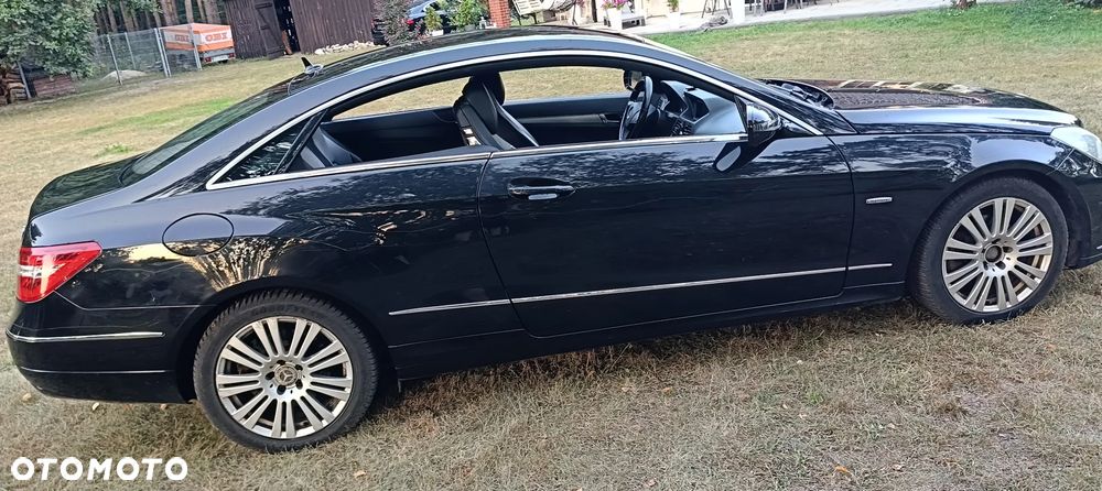 Mercedes-Benz Klasa E 250 CGI BlueEFFICIENCY Automatik Elegance - 26