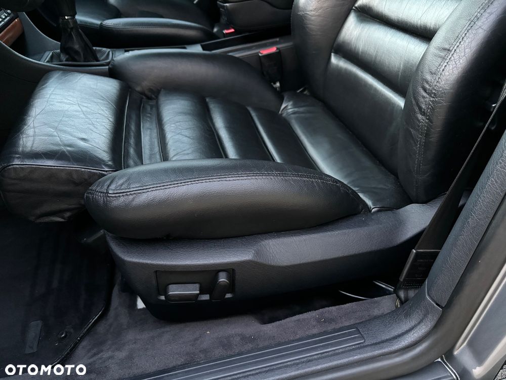 Audi A6 Avant 2.8 30V Quattro - 15