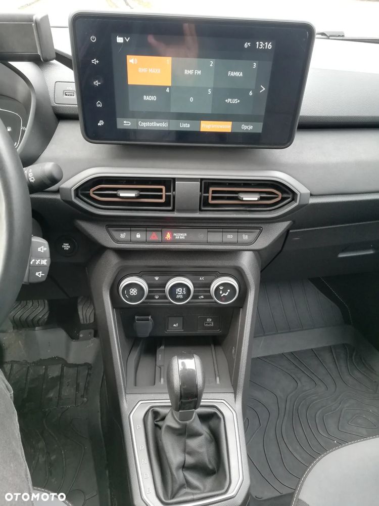 Dacia Jogger 1.6 Full Hybrid 140 Extreme MMT - 19