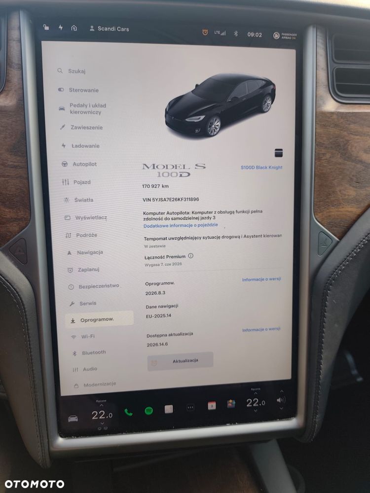 Tesla Model S - 20