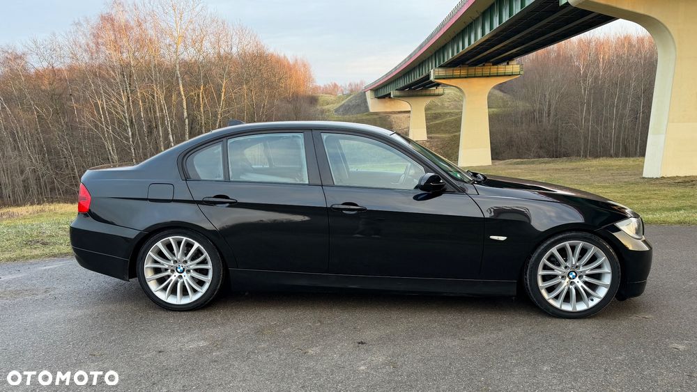 BMW Seria 3 320i - 18