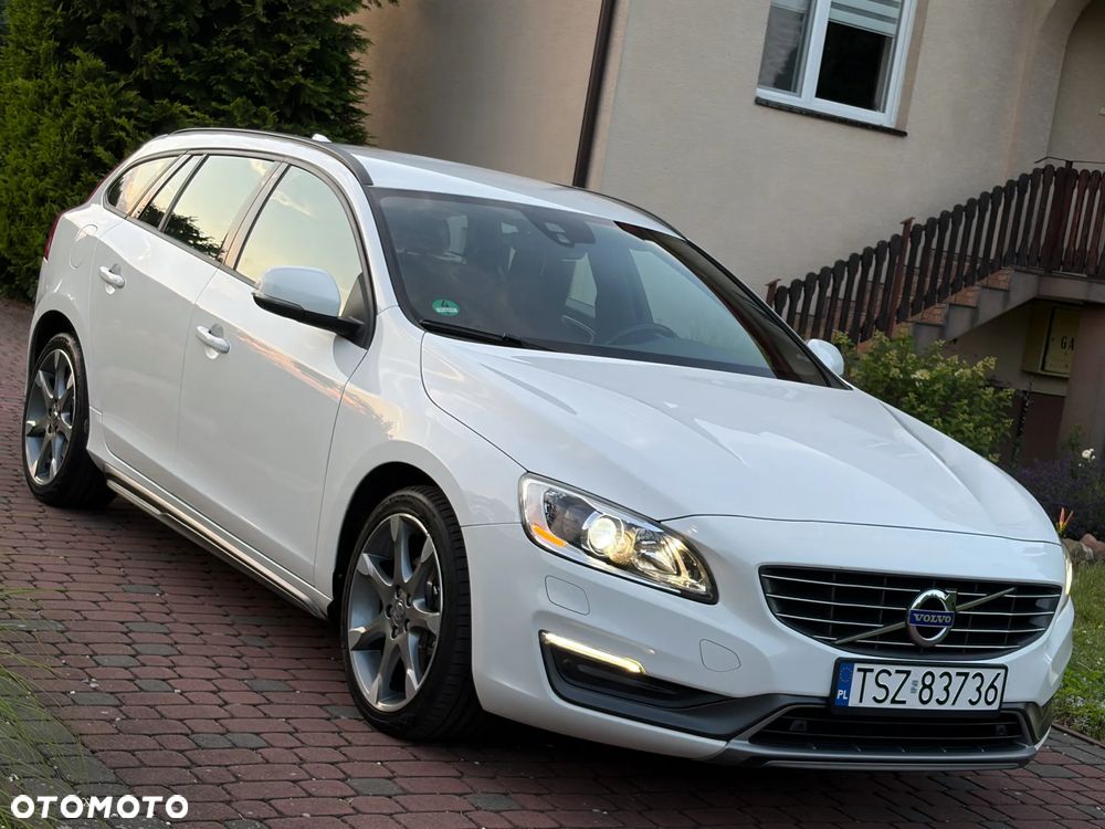Volvo V60 D3 Momentum - 17
