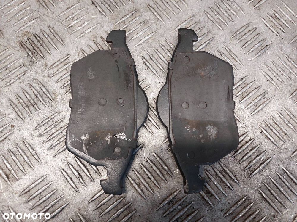 TARCZE HAMULCOWE PRZÓD + KLOCKI + ZACISKI AUID A6 C6 2.0 TDI - 11