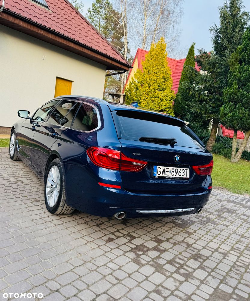 BMW Seria 5 520d xDrive Luxury Line - 4