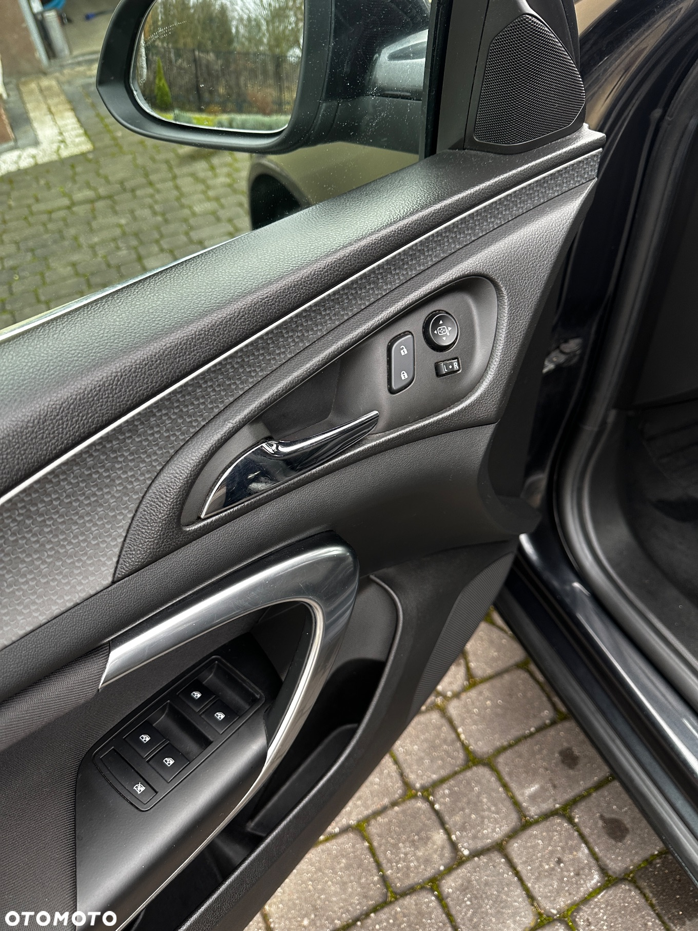 Opel Insignia 2.0 CDTI - 11