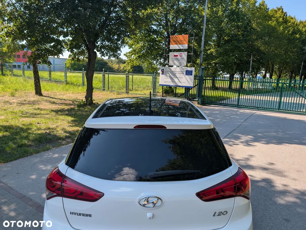 Hyundai i20 - 16