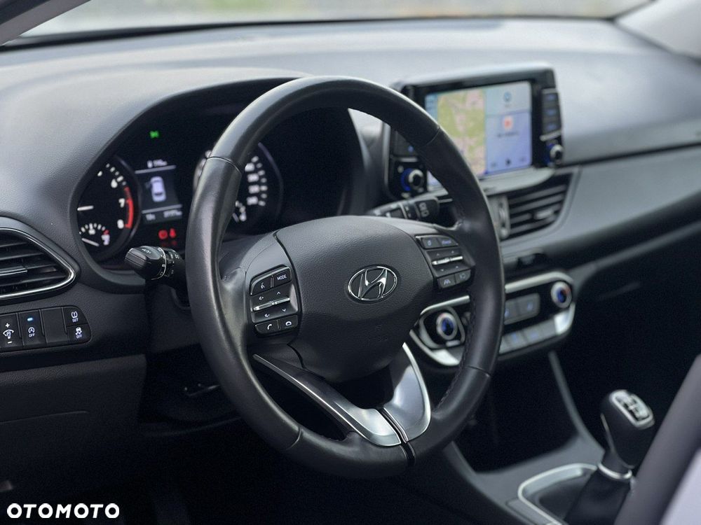 Hyundai i30 1.0 T-GDI Modern - 10