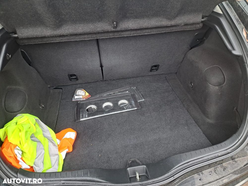 Honda Civic 1.8i ES - 7