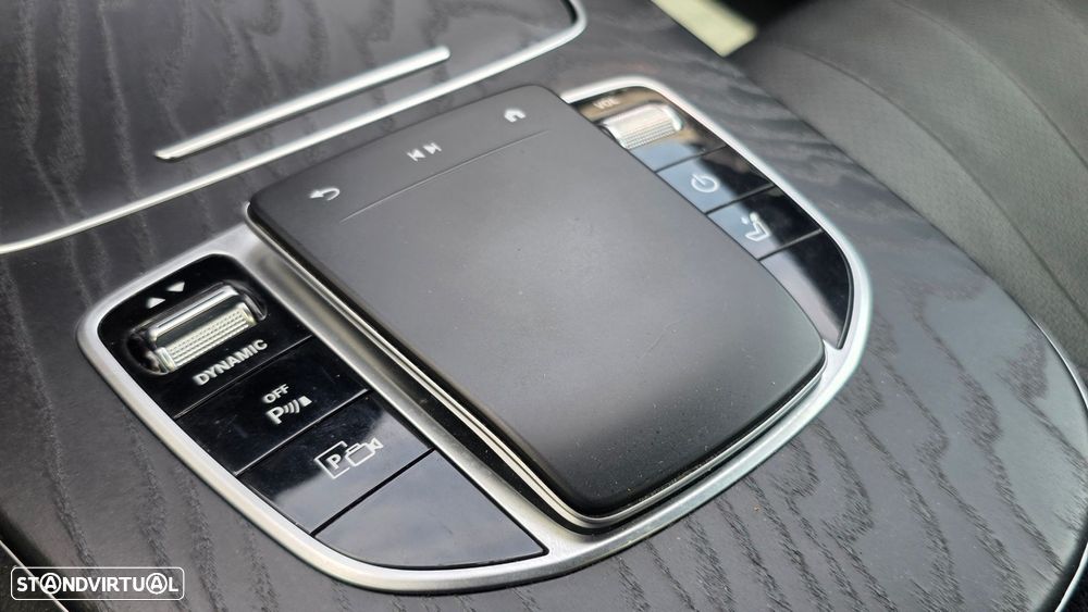 Mercedes-Benz E 300 de AMG Line 4Matic - 30