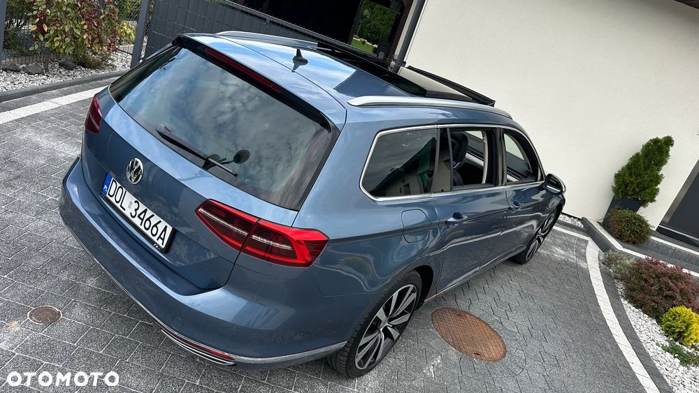 Volkswagen Passat Variant 2.0 TDI Bi-Turbo BMT 4Mot Highline DSG - 29
