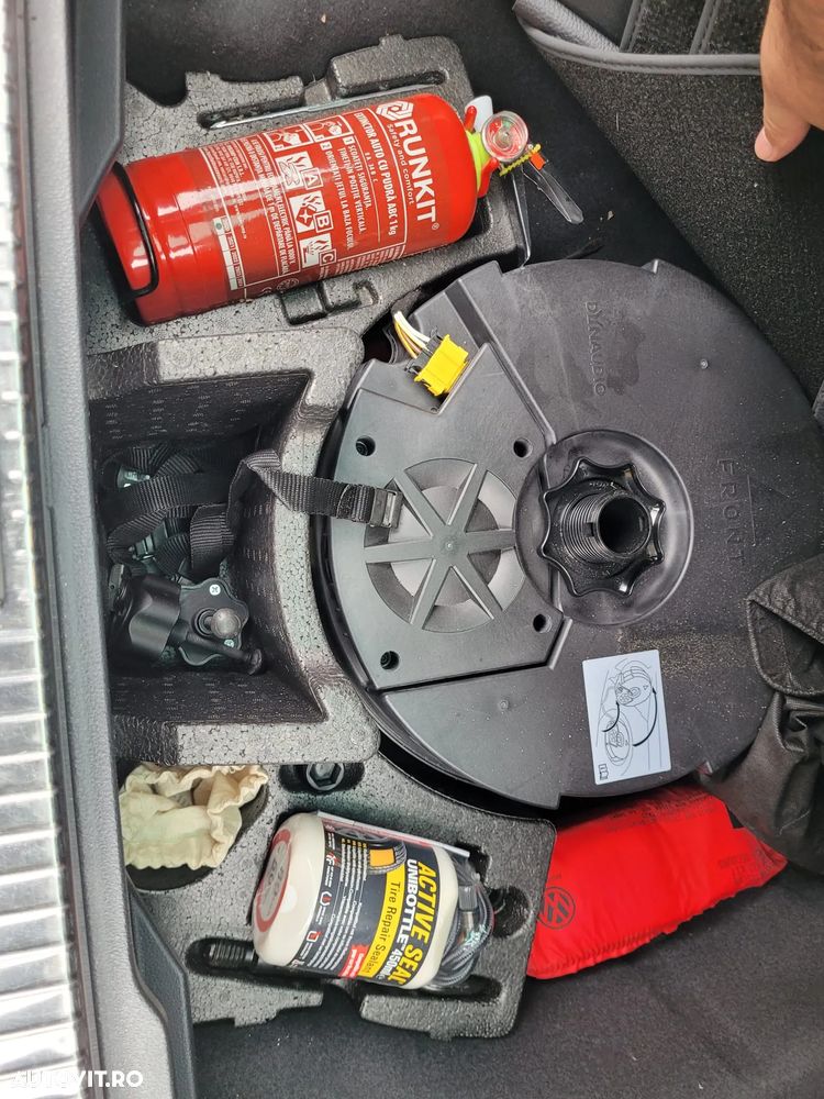 Volkswagen Passat Variant 2.0 TSI DSG 4Motion Highline - 39