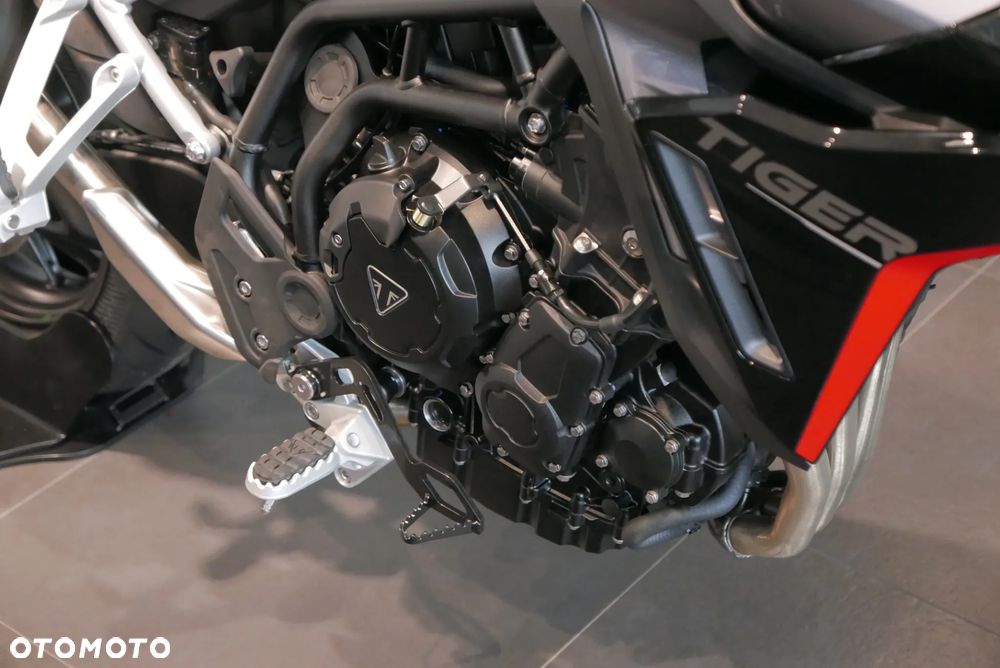 Triumph Tiger - 14