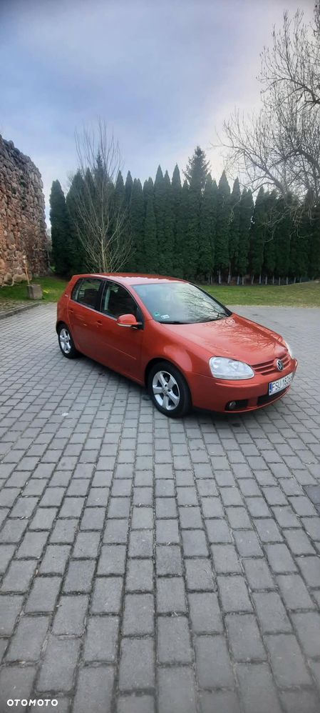 Volkswagen Golf 1.6 FSI Goal - 2