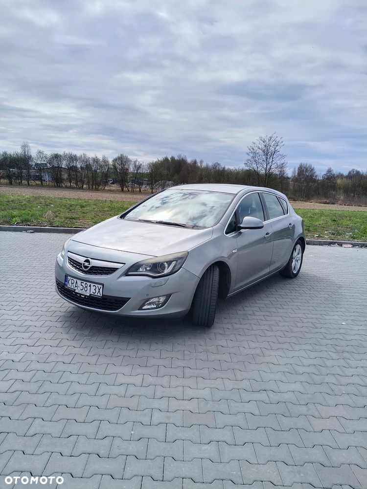 Opel Astra 1.6 Edition Sport - 1