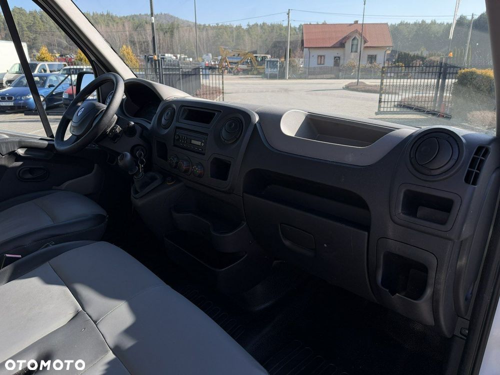 Renault Master - 25