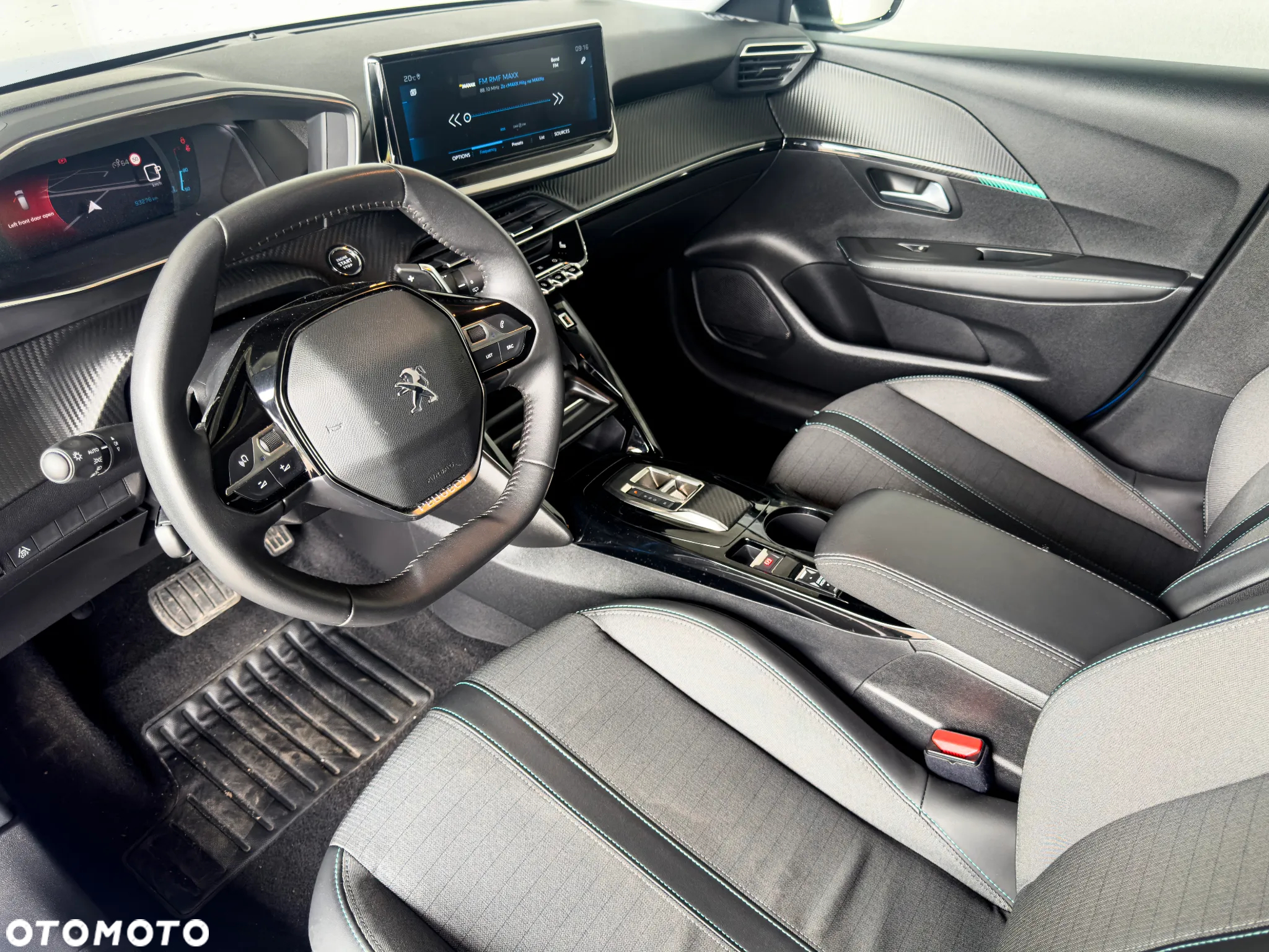 Peugeot 208 1.2 PureTech Allure Pack S&S EAT8 - 12