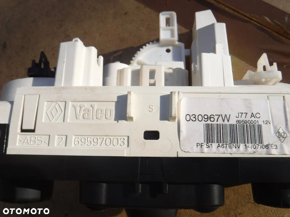 Renault Clio III panek klimatyzacji nawiewu 69597003 030966N 030967W - 3