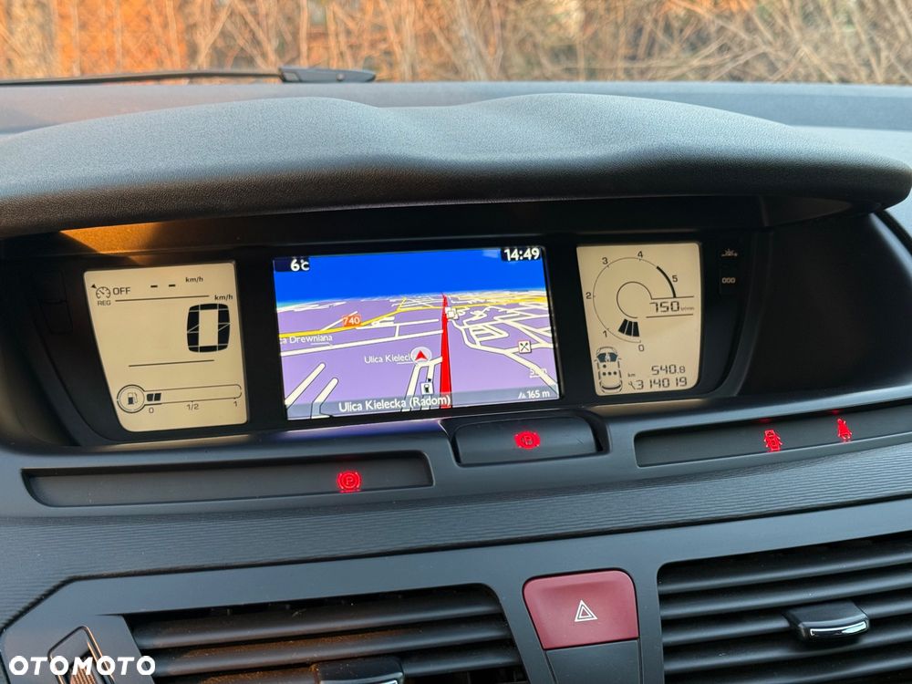 Citroën C4 Picasso - 21