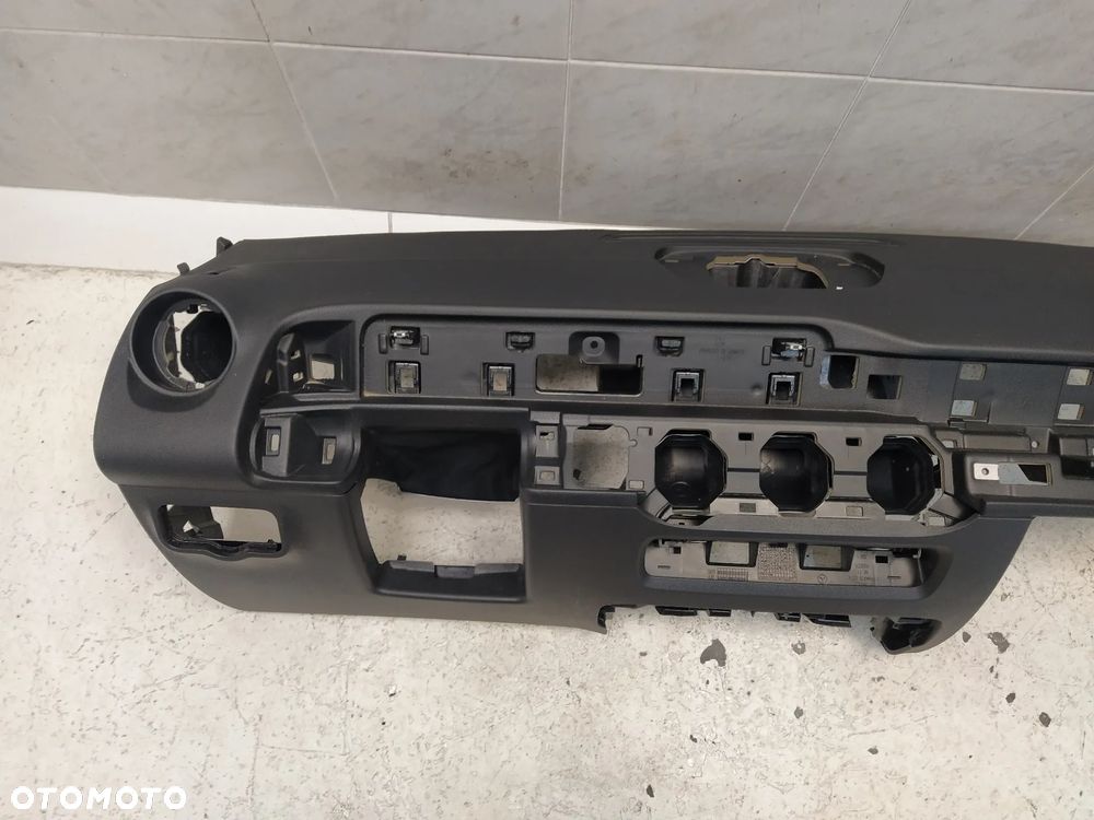 MERCEDES GLB X247 2025- DESKA ROZDZIELCZA KOKPIT KONSOLA EU ORYGINAŁ - 6