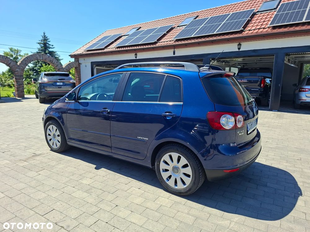 Volkswagen Golf Plus 1.9 TDI DPF Comfortline - 6