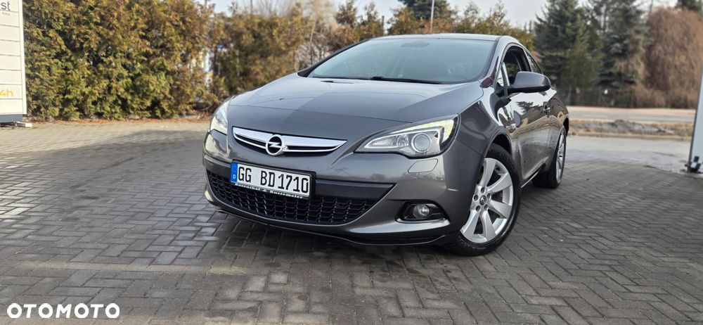 Opel Astra 1.6 Turbo Edition - 2