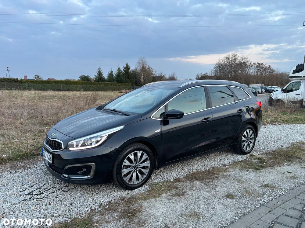 Kia Ceed 1.6 CRDi 136 ISG Platinum Edition - 13