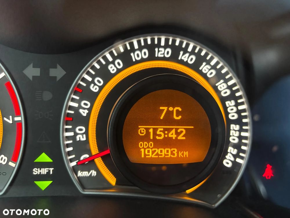 Toyota Auris 1.33 VVT-i Active - 17