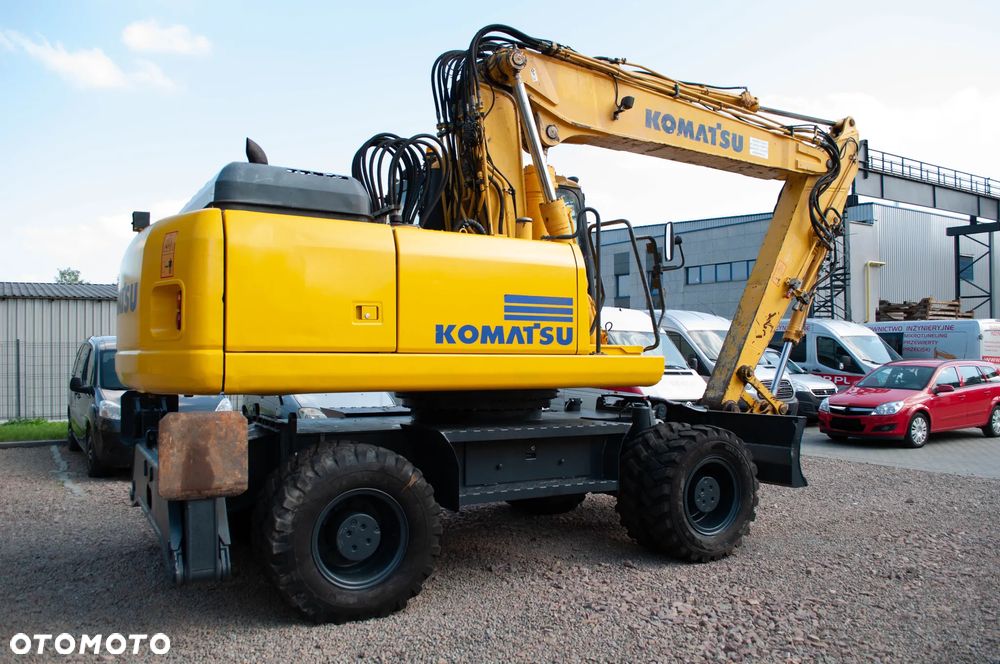 Komatsu PW 220 - 7E0 - 4