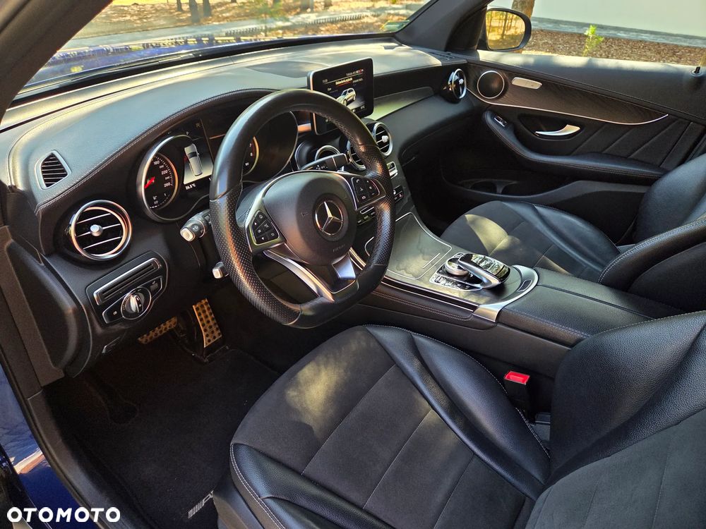 Mercedes-Benz GLC - 9
