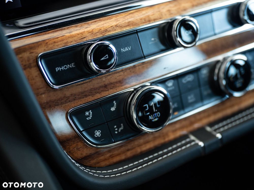 Bentley Bentayga - 27