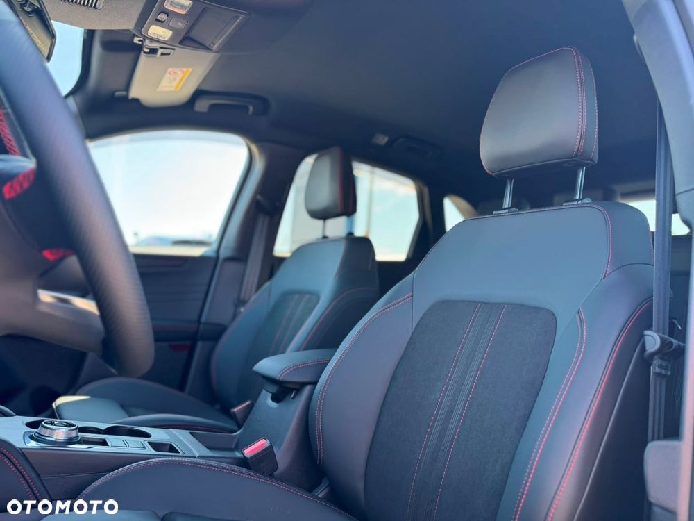 Ford Kuga 2.5 FHEV AWD ST-Line X - 20