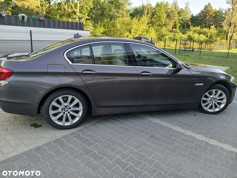 BMW Seria 5 530d xDrive - 2