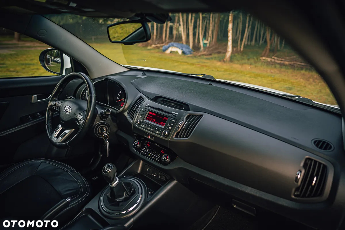 Kia Sportage 2,0 CRDI AWD Vision - 23