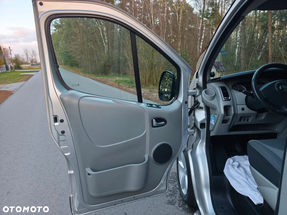 Opel VIVARO - 13