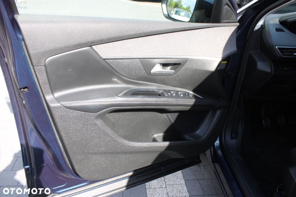 Peugeot 5008 - 25
