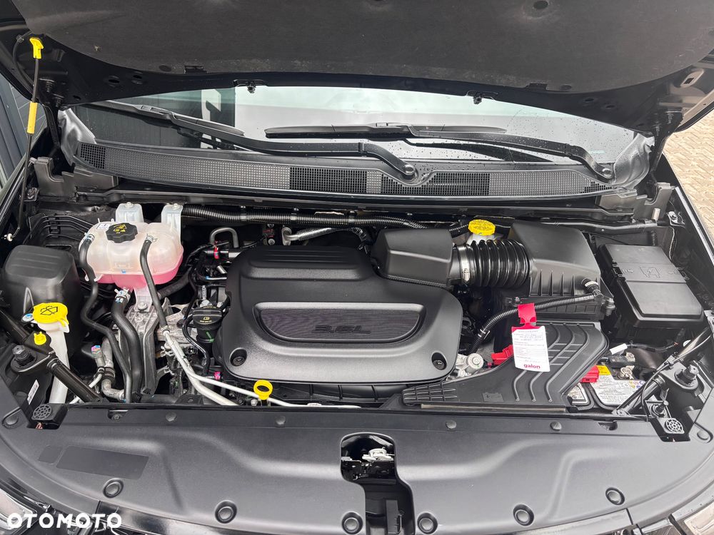 Chrysler Pacifica - 39