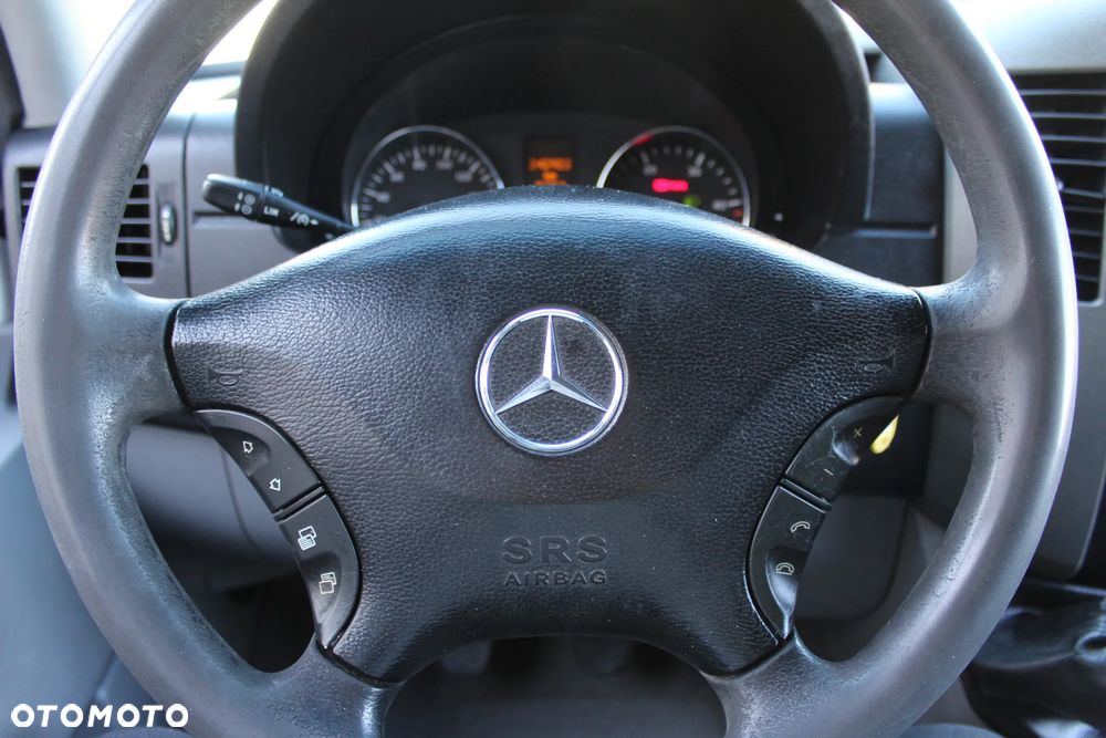 Mercedes-Benz Sprinter - 18
