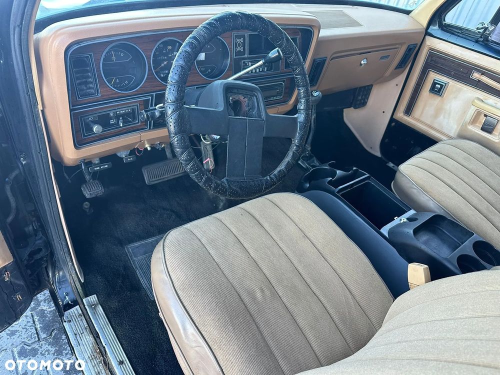 Dodge RAM - 12