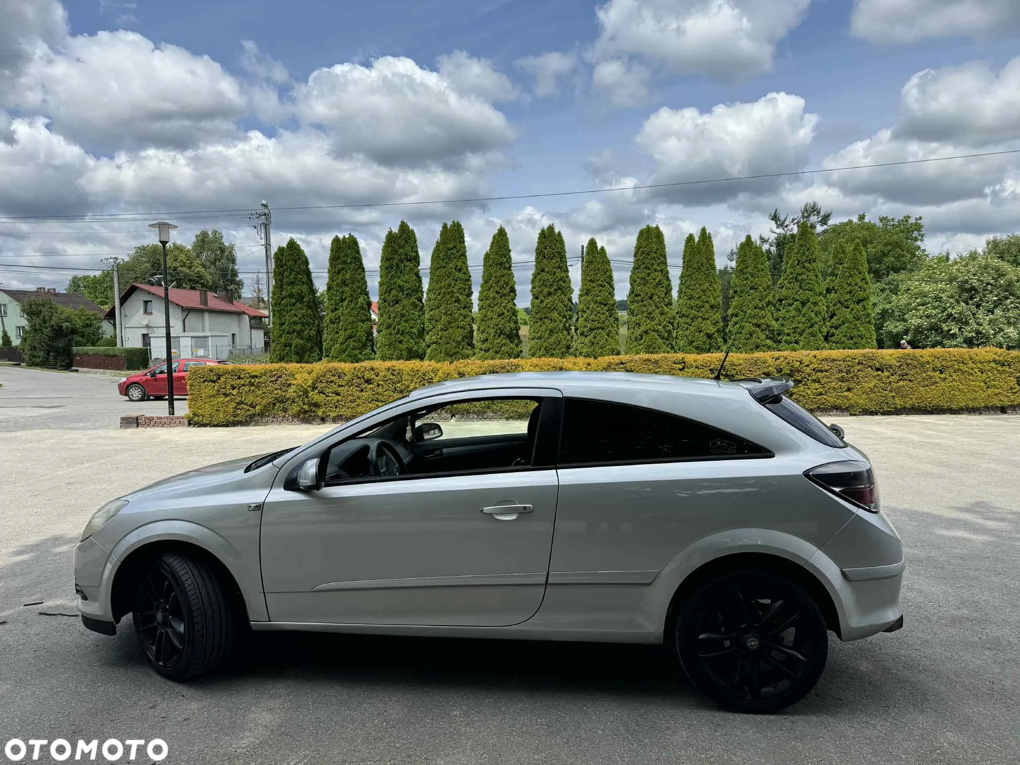 Opel Astra III GTC 1.6 Cosmo - 10