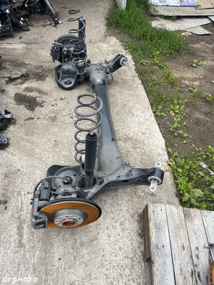 Belka tył Citroen C5 Aircross 3008 II 5008 II DS4 II