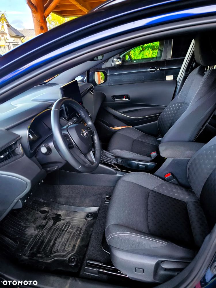 Toyota Corolla 1.8 Hybrid Comfort - 11