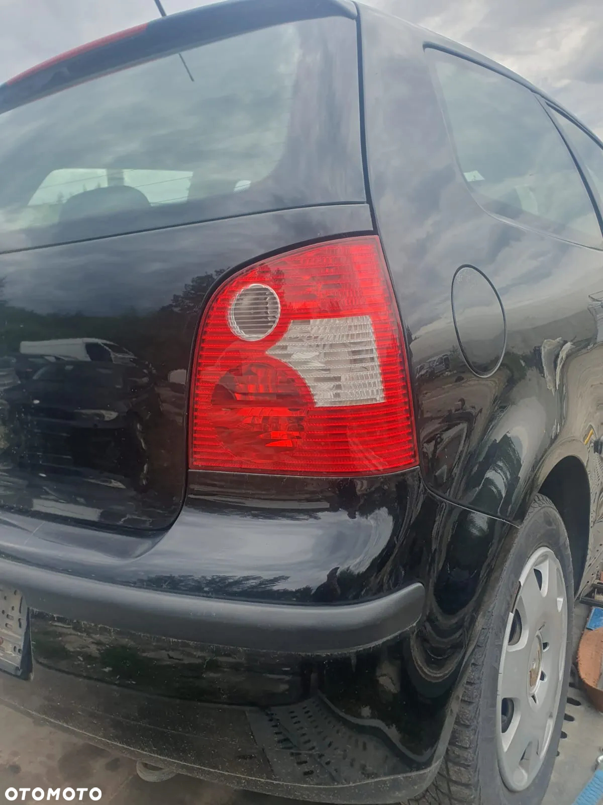 Klapa tylna szyba VW volkswagen POLO 9N 03r 3D 1.2 b kod L041 - 17