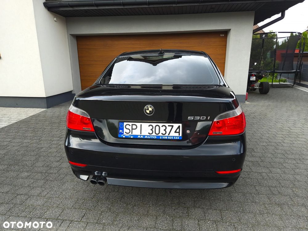 BMW Seria 5 530i - 13