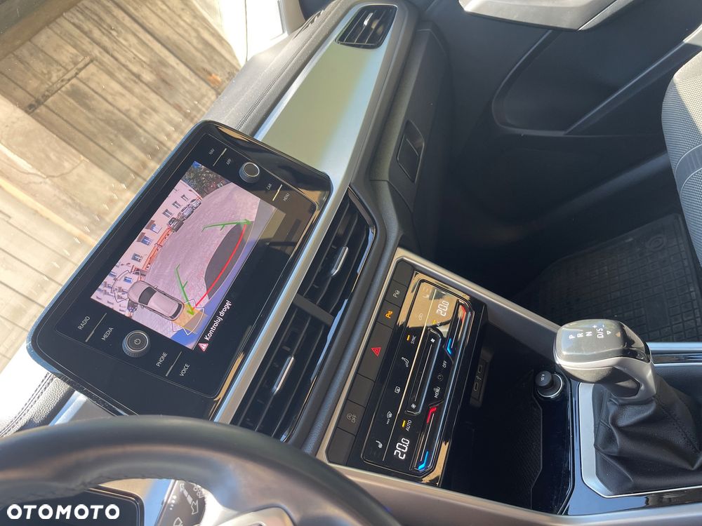 Volkswagen T-Roc 1.5 TSI Life DSG - 12