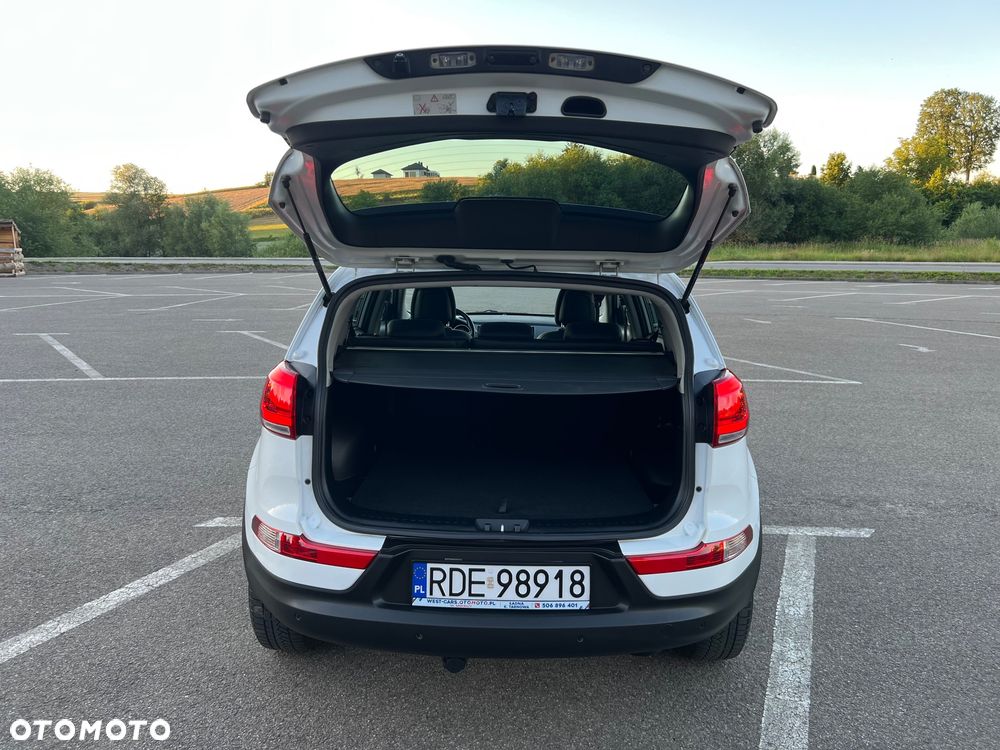 Kia Sportage 1.7 CRDI 2WD Dream-Team Edition - 36