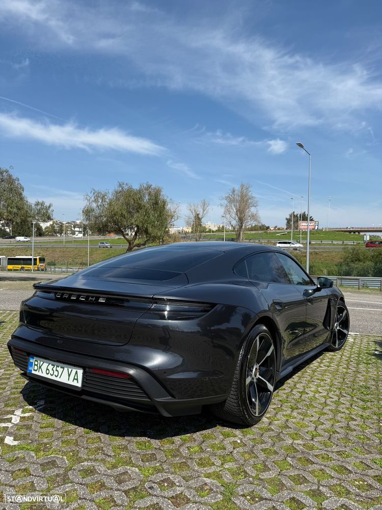 Porsche Taycan 2021 photo 4