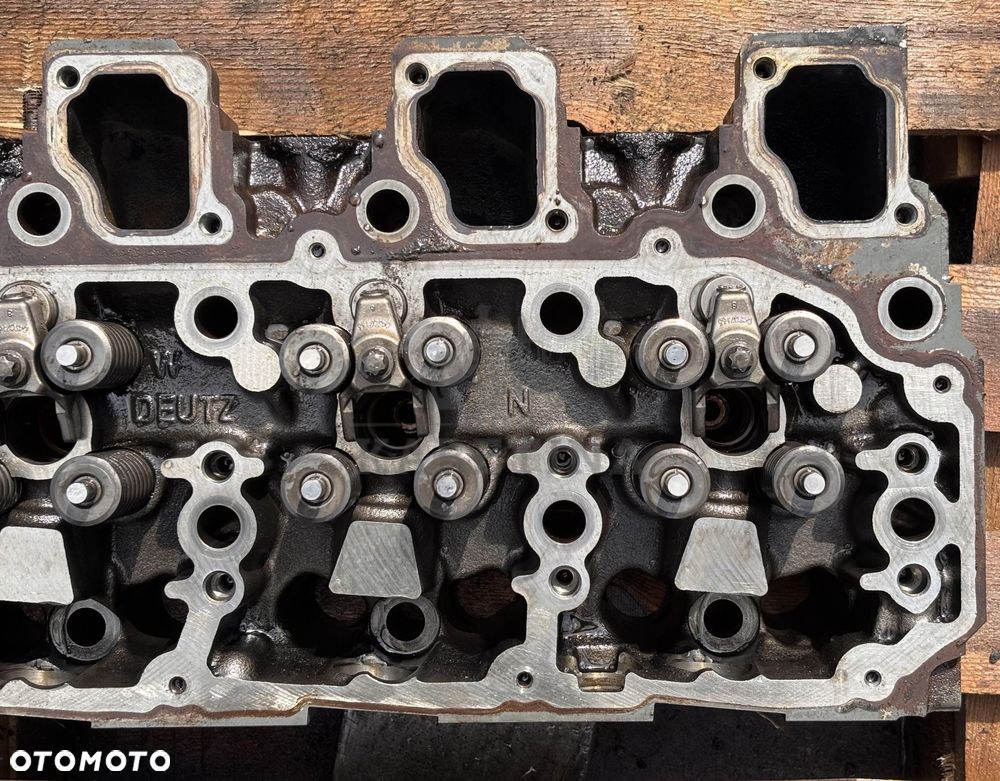 Deutz TCD 2013 L06 4V TCD2013L064V TCD7.8L6 Głowica CZĘŚCI 04916633 - 4